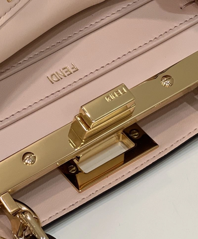 Fendi Peekaboo Bags Trendsetting 57614