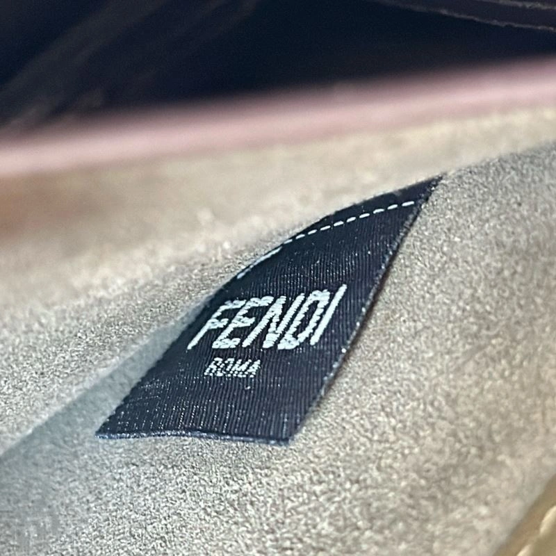 Fendi Peekaboo Bags Breathable 57601