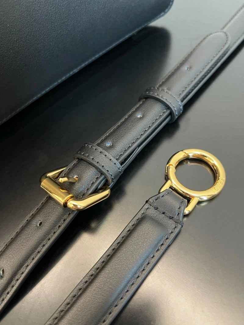 Timeless Fendi Peekaboo Bags 57600