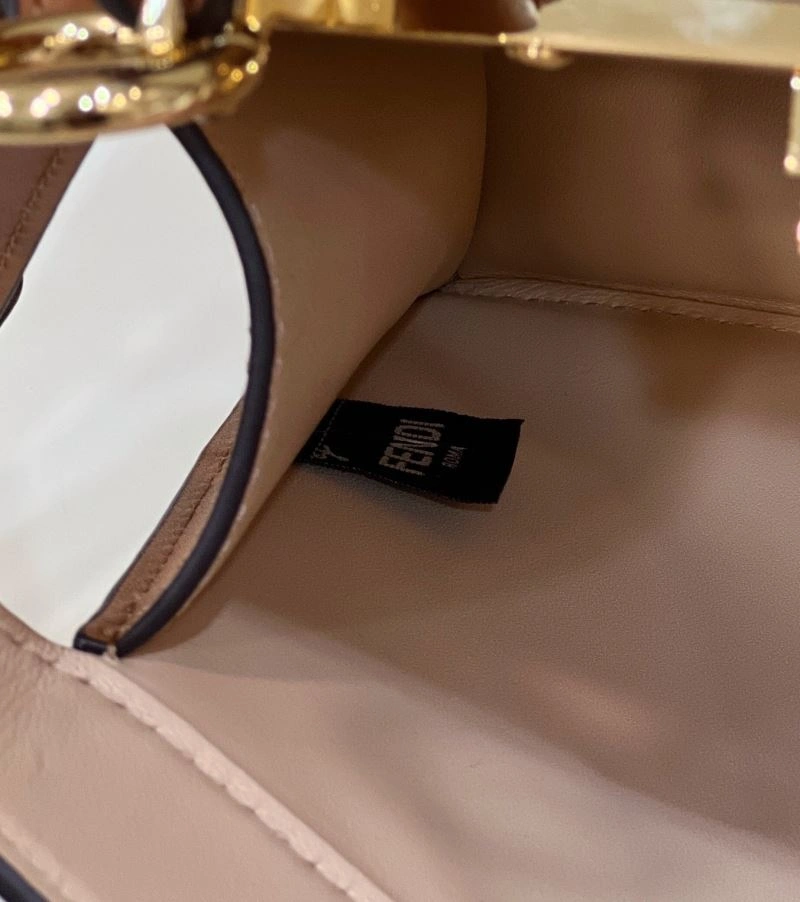 Fendi Peekaboo Bags Unisex 57596