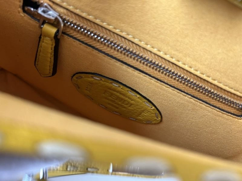 AllSeason Fendi Peekaboo Bags 57592