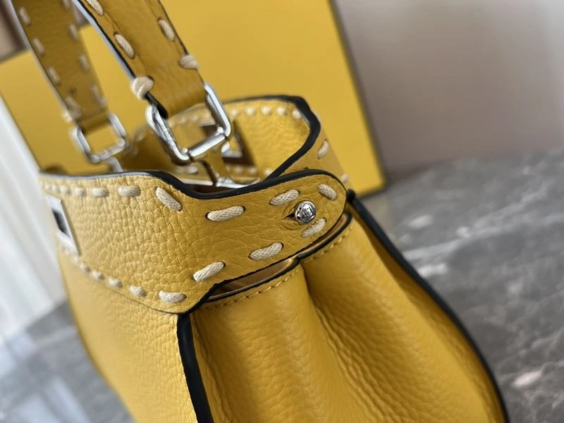 AllSeason Fendi Peekaboo Bags 57592