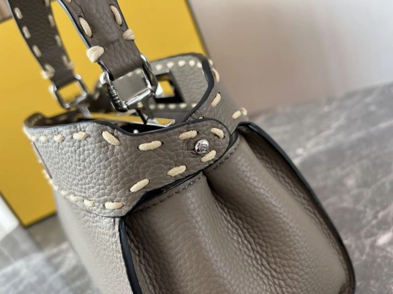 Fendi Peekaboo Bags Modern 57586