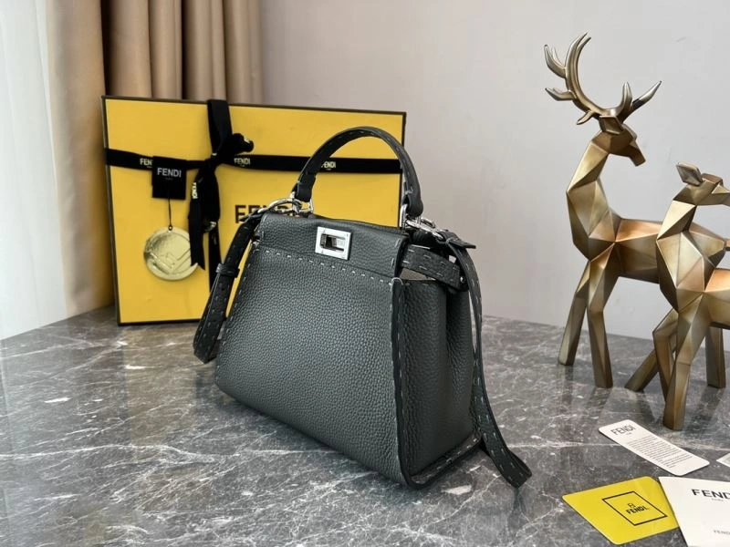 Durable Fendi Peekaboo Bags 57582