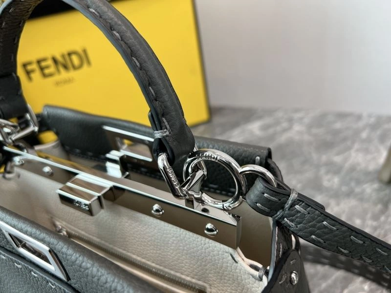 Durable Fendi Peekaboo Bags 57582