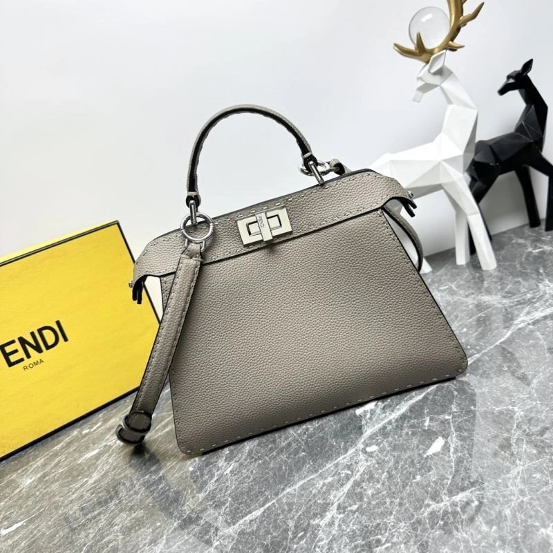 Fendi Peekaboo Bags QuickDry 57587