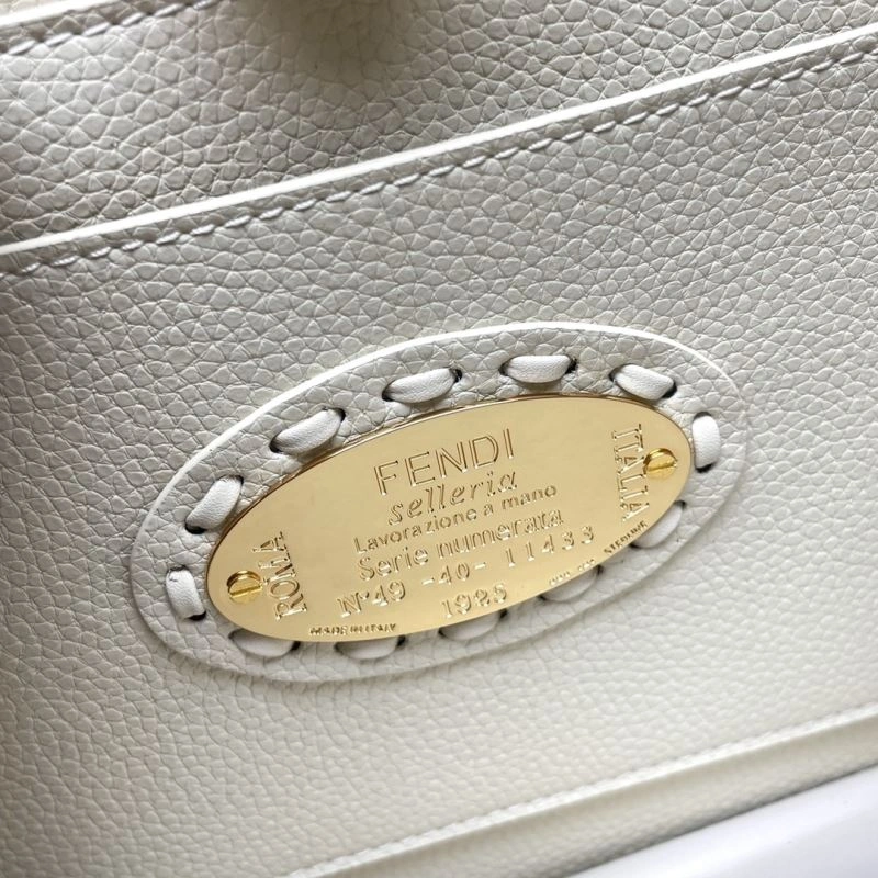 Versatile Fendi Peekaboo Bags 57571