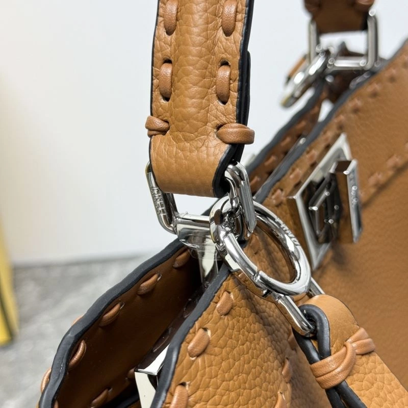 Stretchable Fendi Peekaboo Bags 57552