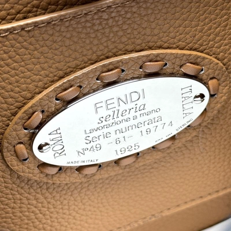 Stretchable Fendi Peekaboo Bags 57552
