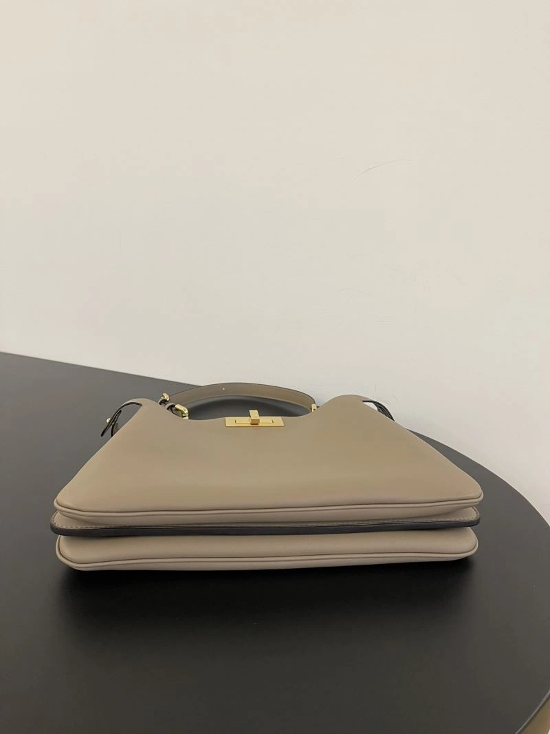 Fendi Peekaboo Bags Bright 57555