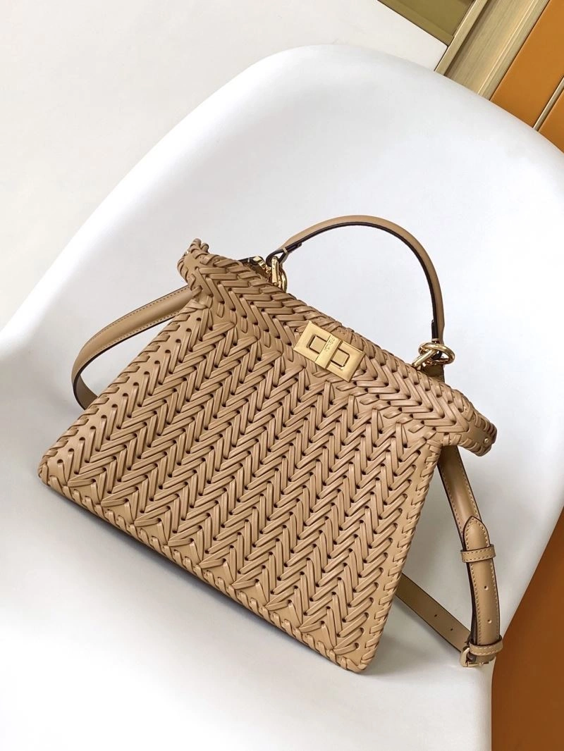 Comfortable Fendi Peekaboo Bags 57595