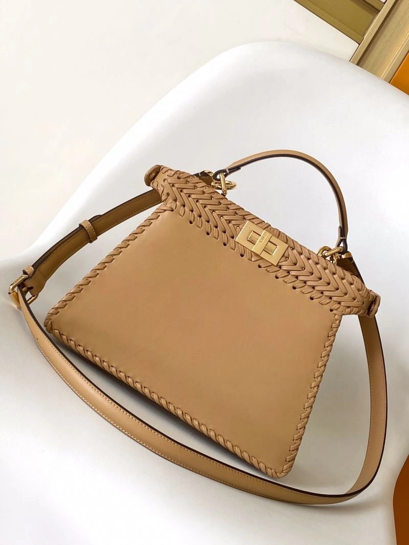 Comfortable Fendi Peekaboo Bags 57595