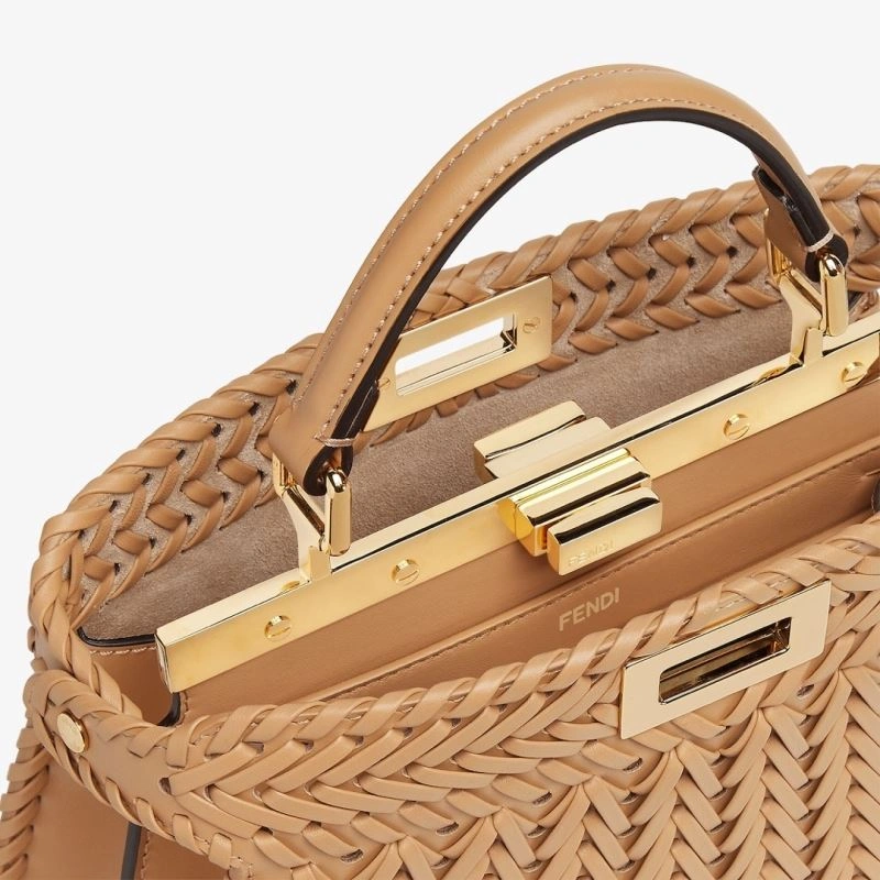 Comfortable Fendi Peekaboo Bags 57595