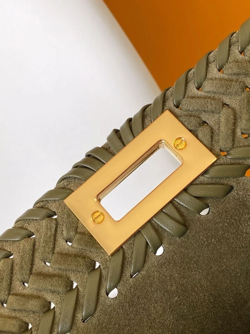 Effortless Fendi Peekaboo Bags 57551