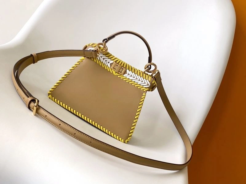 Fendi Peekaboo Bags EasyCare 57544
