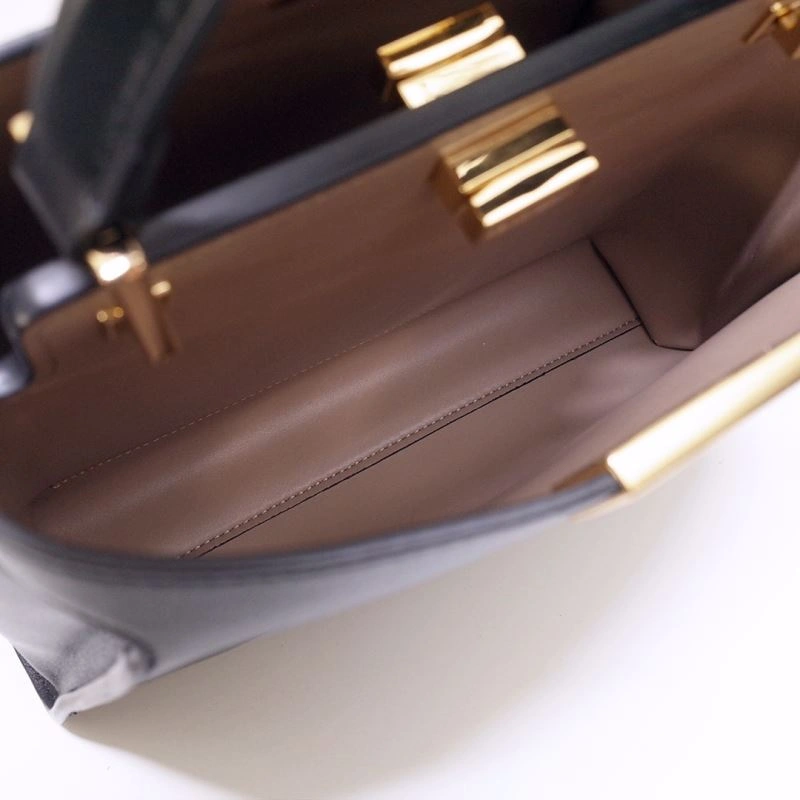 Compact Fendi Peekaboo Bags 59377