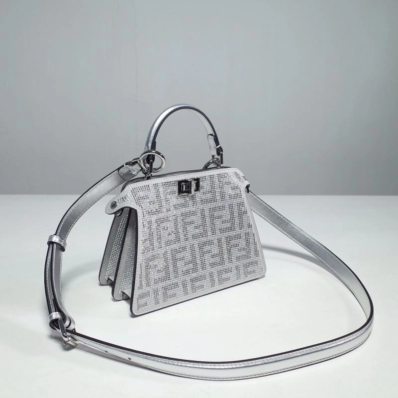 Fendi Peekaboo Bags Versatile 59379