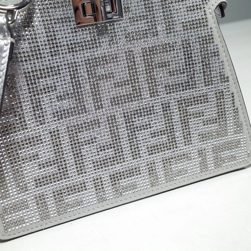Fendi Peekaboo Bags Versatile 59379