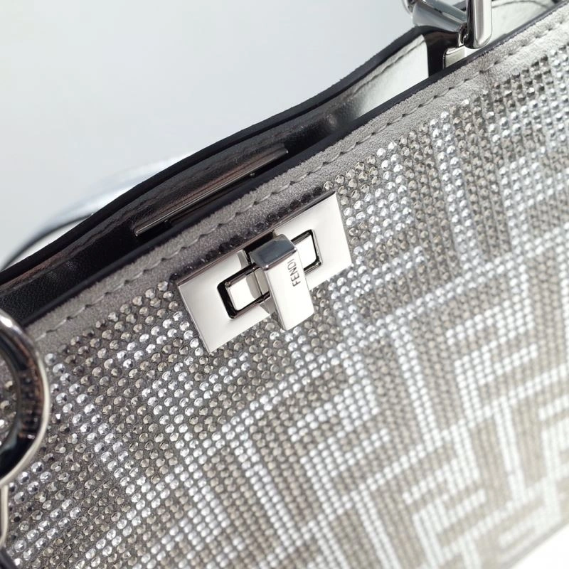 Fendi Peekaboo Bags Versatile 59379