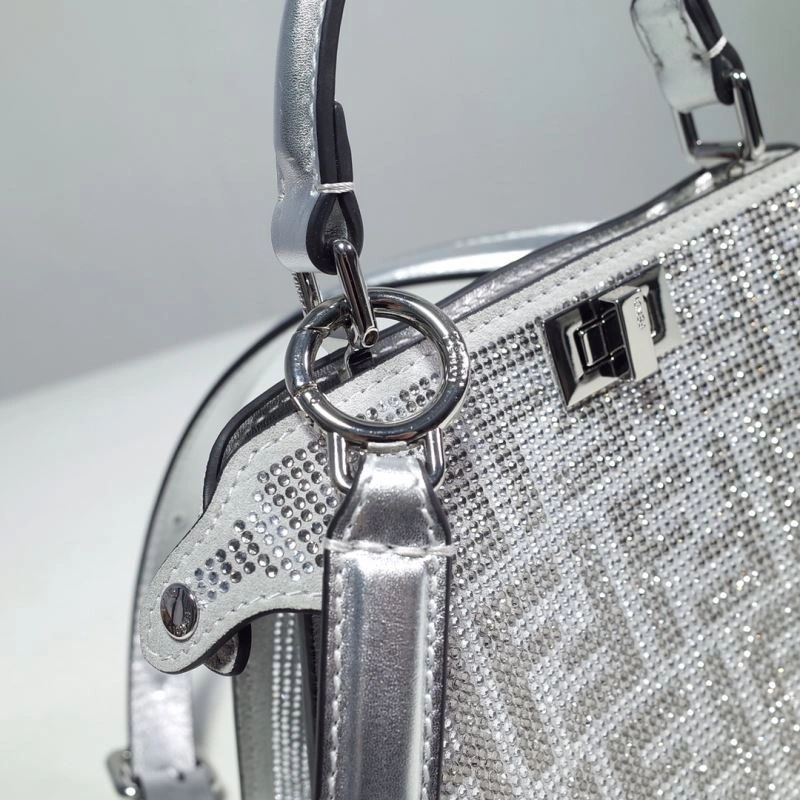 Fendi Peekaboo Bags Versatile 59379