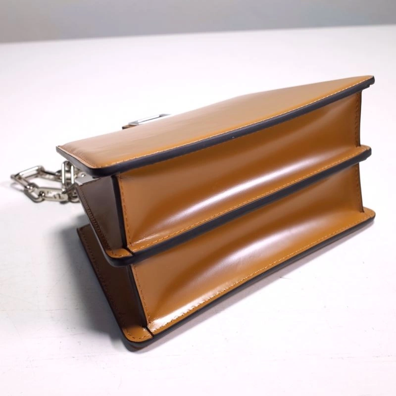 Refined Fendi Peekaboo Bags 59368