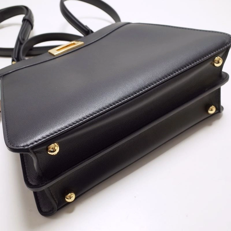 Sophisticated Fendi Peekaboo Bags 59356