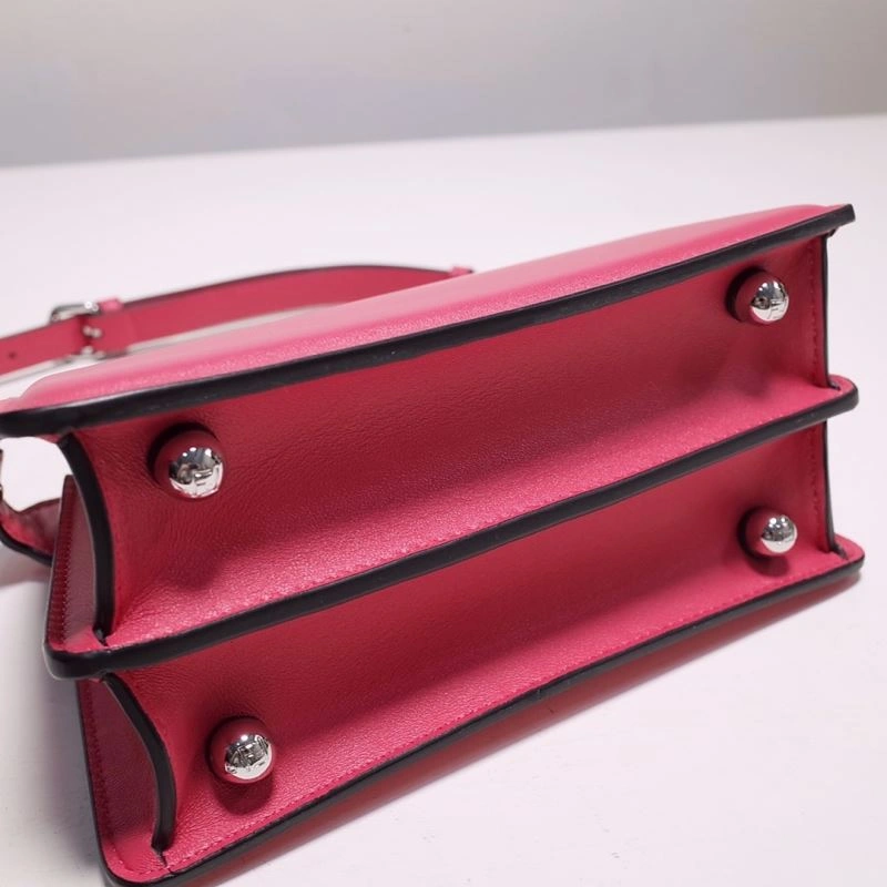 Tailored Fendi Peekaboo Bags 59352