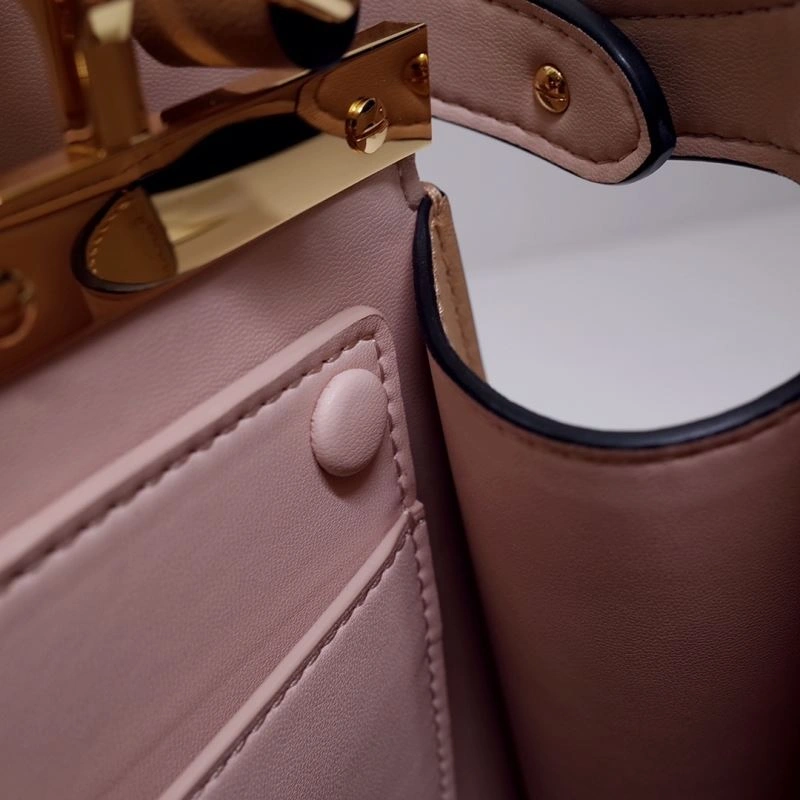 Fashionable Fendi Peekaboo Bags 59345