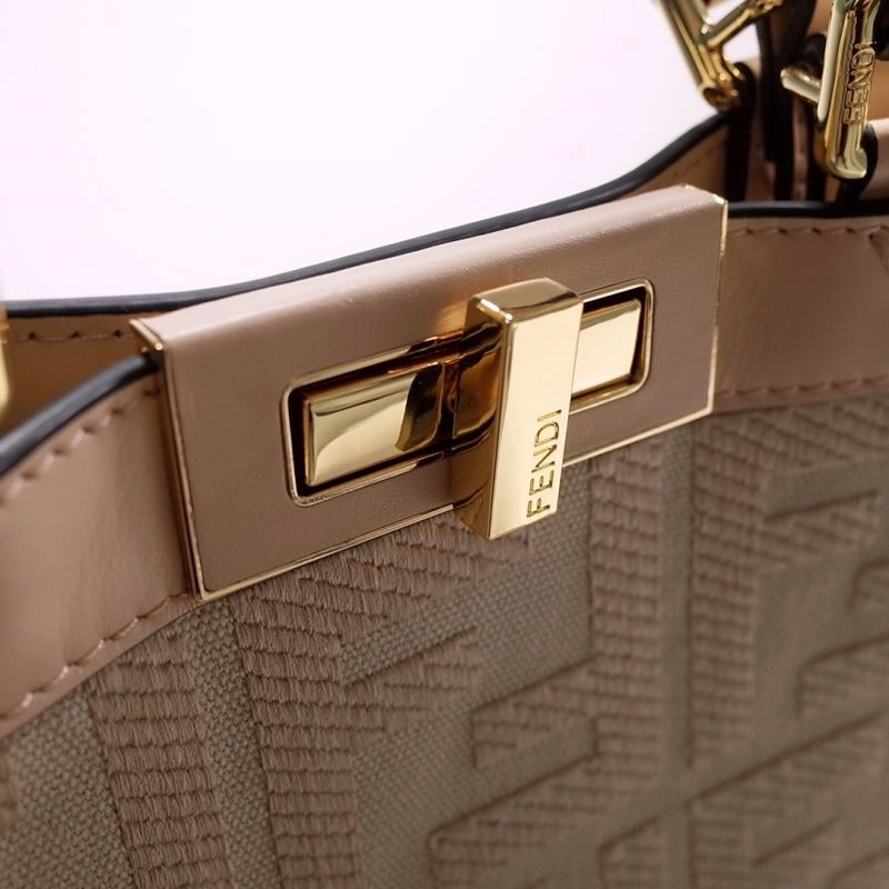 ZipUp Fendi Peekaboo Bags 59392