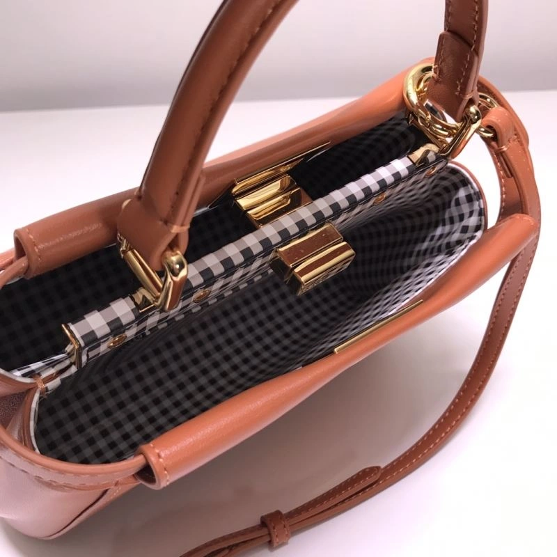 Fendi Peekaboo Bags Snug 59357