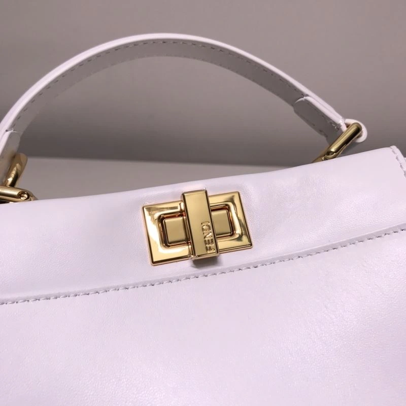 Resilient Fendi Peekaboo Bags 59330
