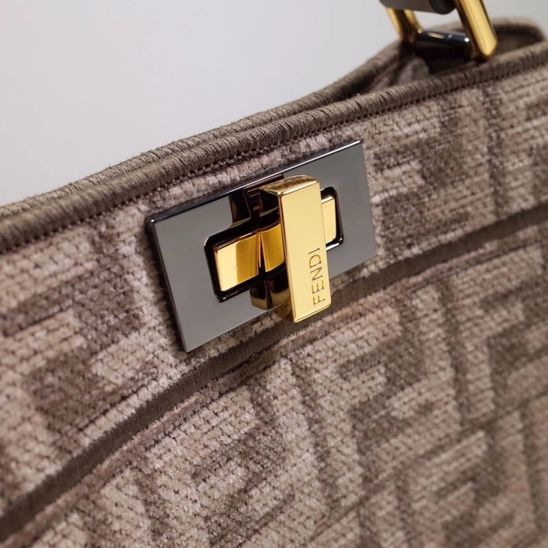 Thermal Fendi Peekaboo Bags 59326