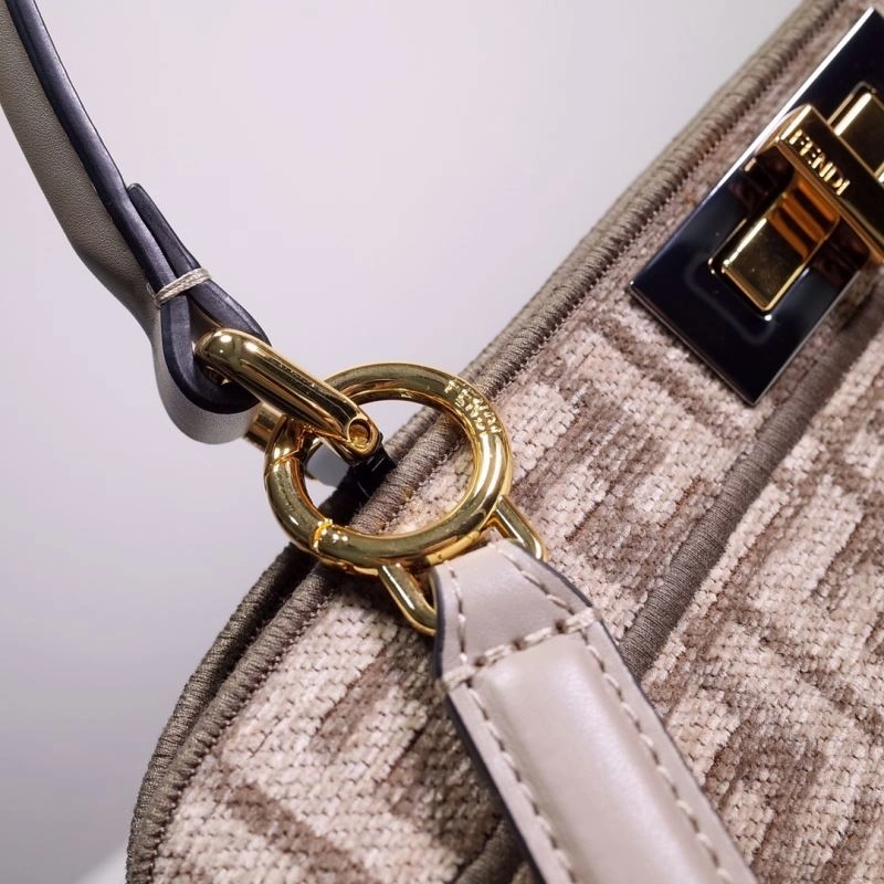Fendi Peekaboo Bags ComfortFit 59329