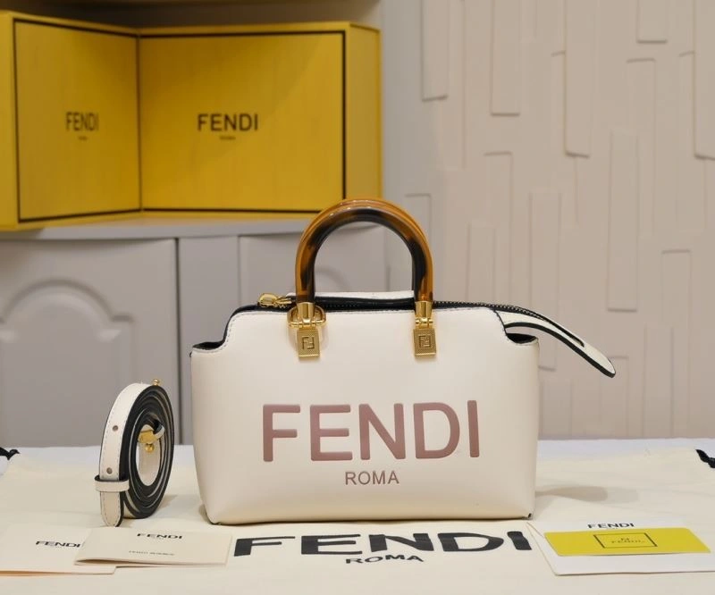 Reliable Fendi Pillow Bags 85358