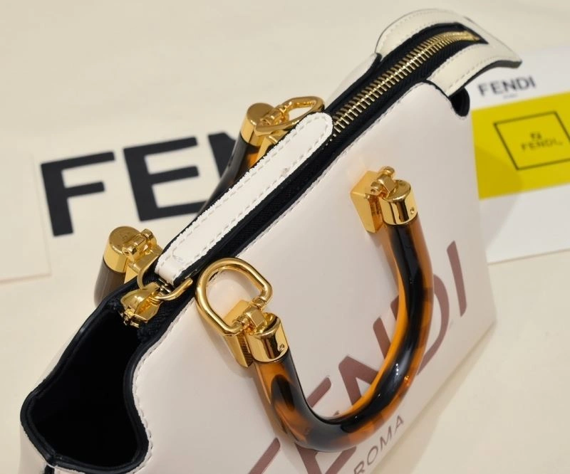 Reliable Fendi Pillow Bags 85358