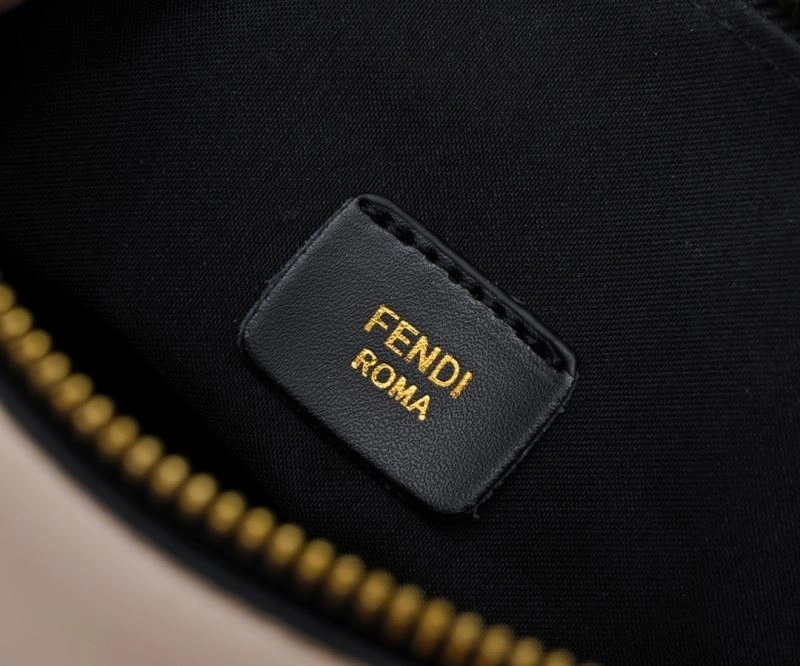 Reliable Fendi Pillow Bags 85358