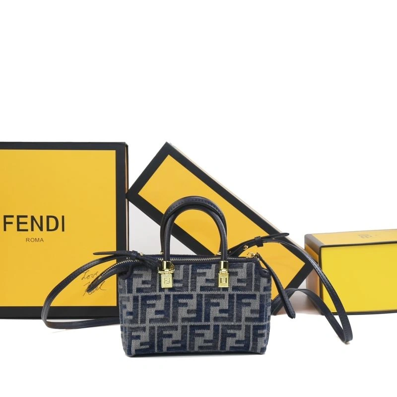 Supportive Fendi Pillow Bags 85310