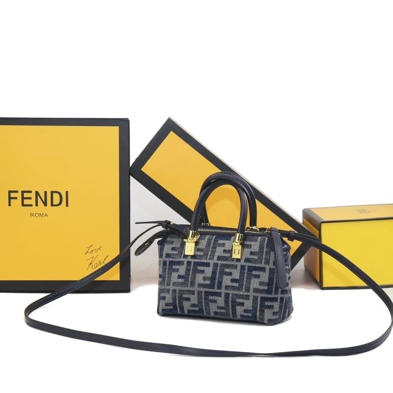 Supportive Fendi Pillow Bags 85310