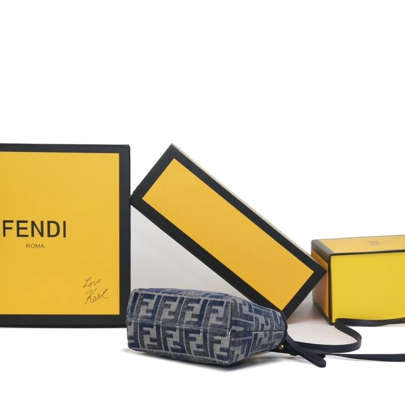 Supportive Fendi Pillow Bags 85310