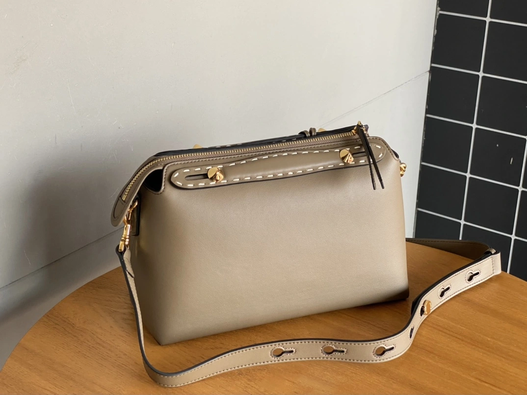 Breathable Fendi Pillow Bags 76806