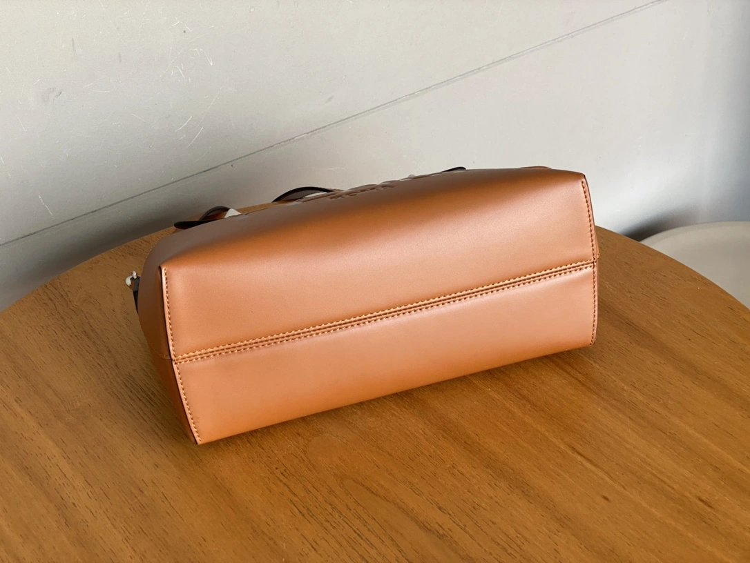 Fendi Pillow Bags ComfortFit 76778