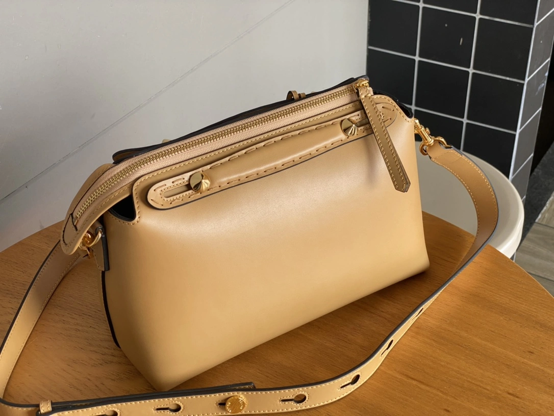 Durable Fendi Pillow Bags 76786