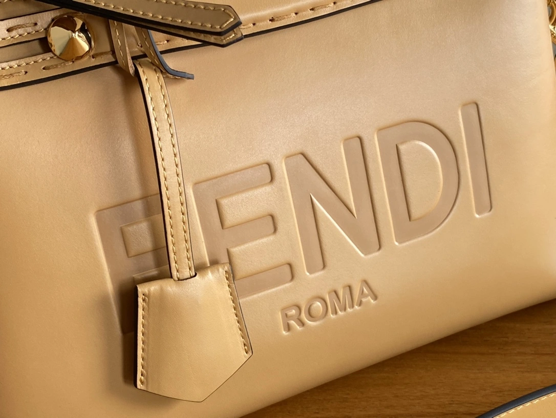 Durable Fendi Pillow Bags 76786