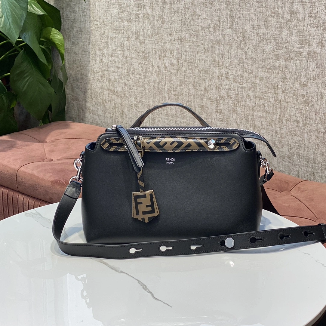 ComfortFit Fendi Pillow Bags 76780