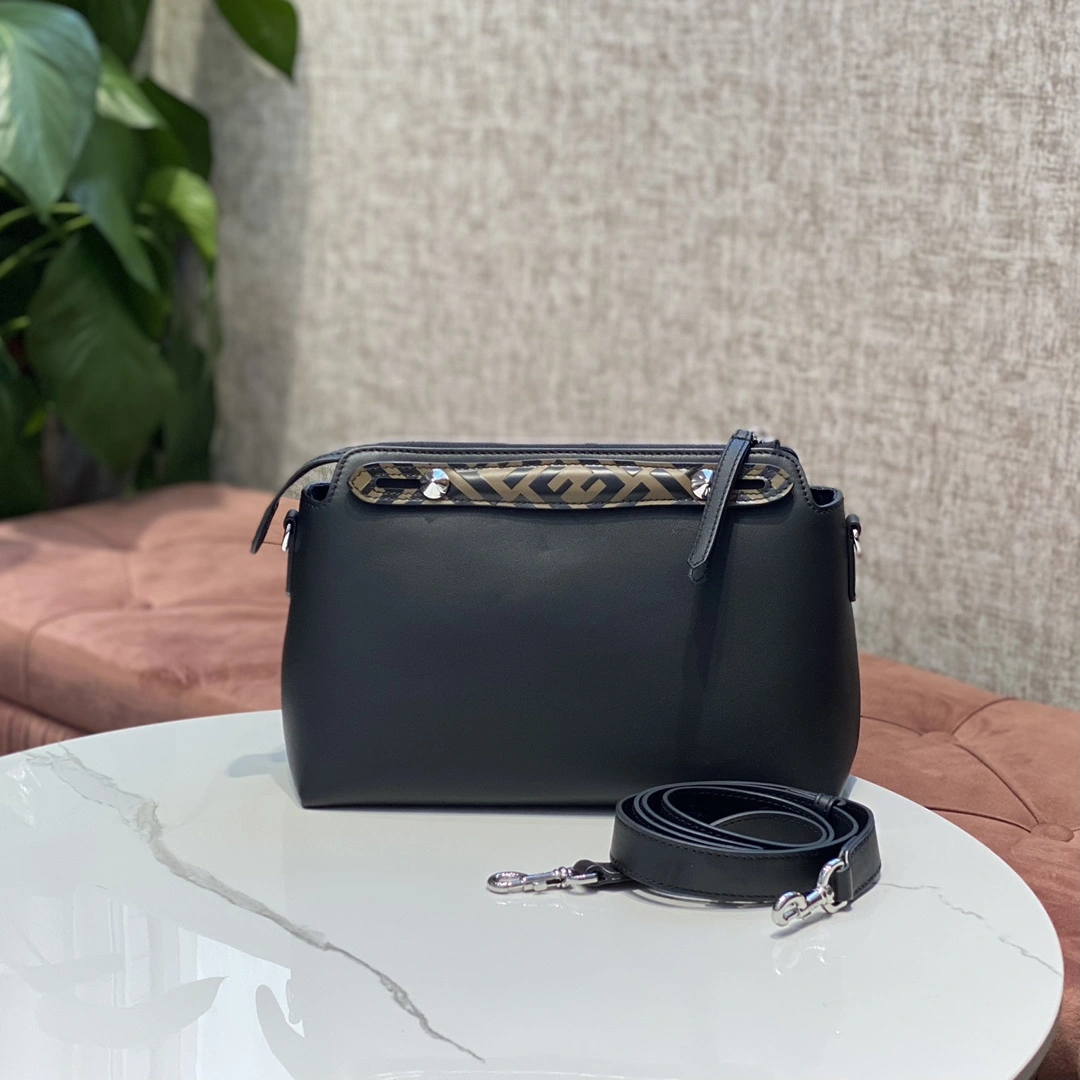ComfortFit Fendi Pillow Bags 76780