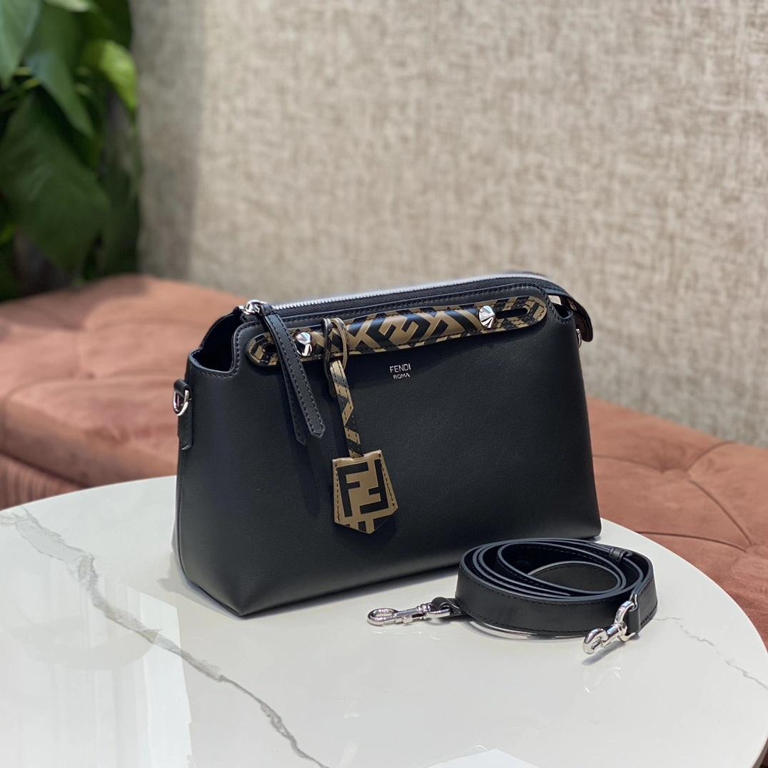 ComfortFit Fendi Pillow Bags 76780