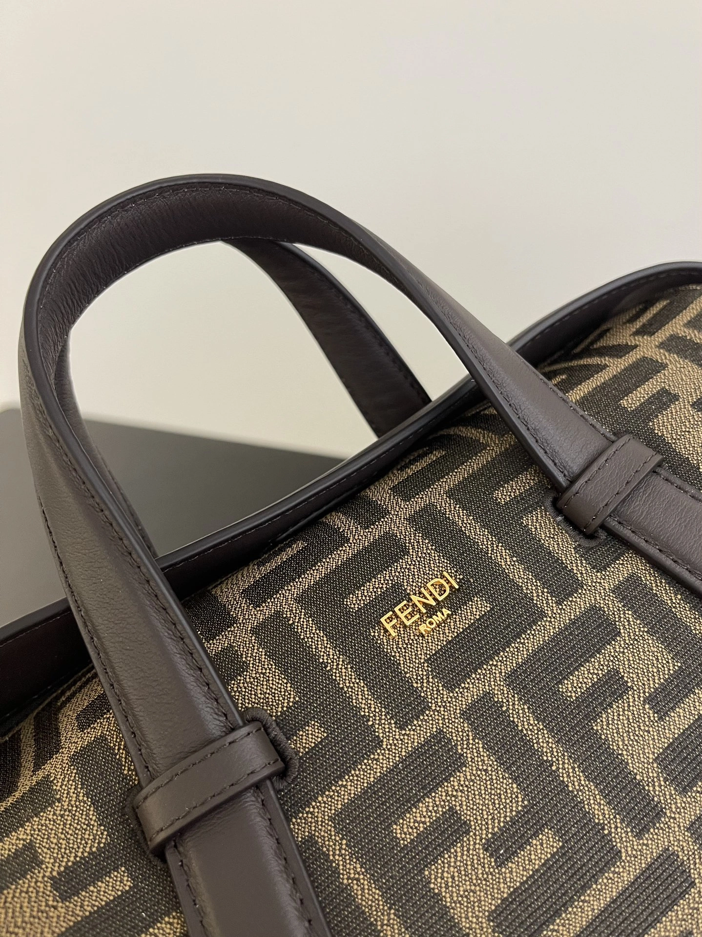 Resilient Fendi Pillow Bags 76795