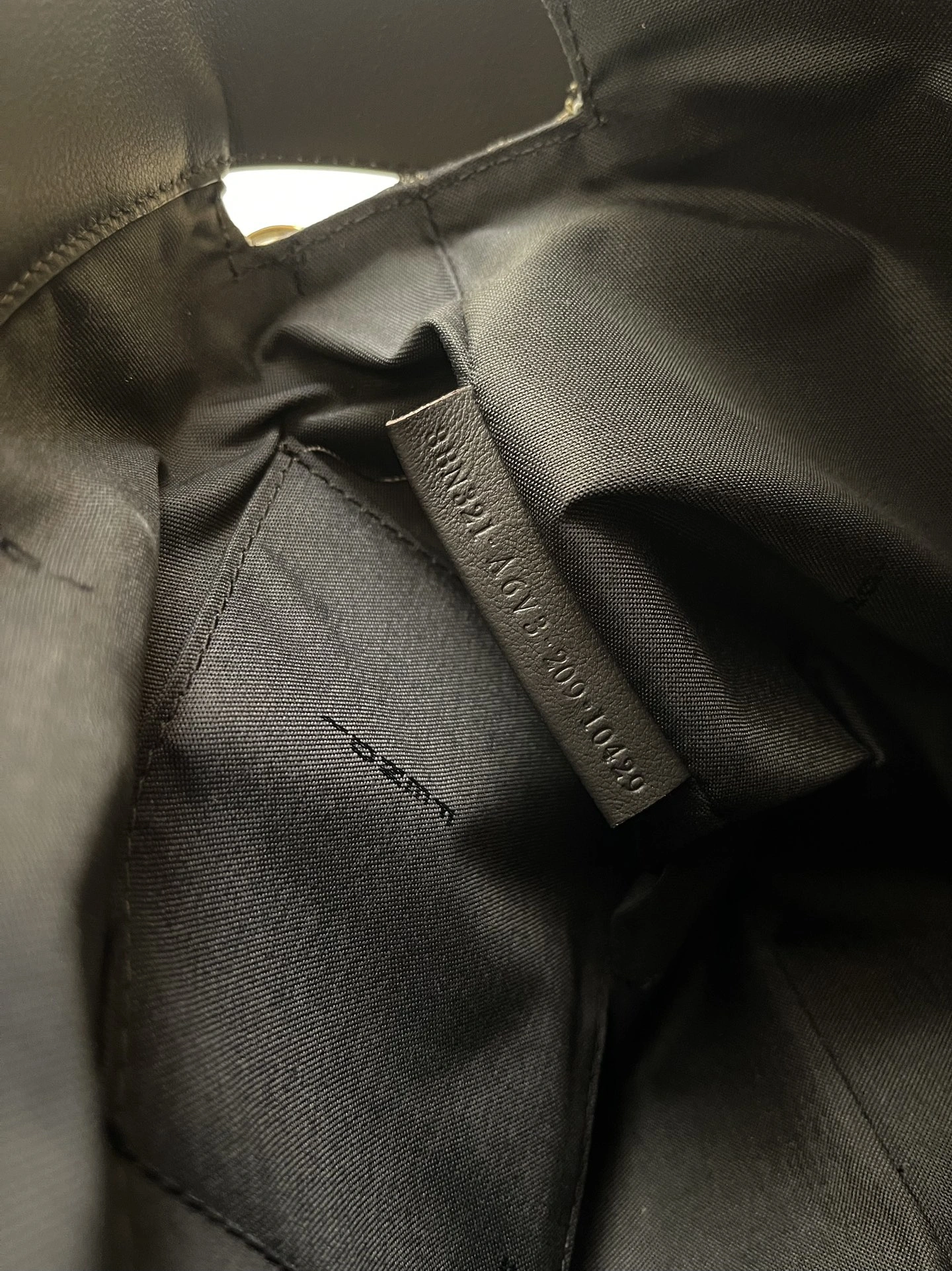 Resilient Fendi Pillow Bags 76795