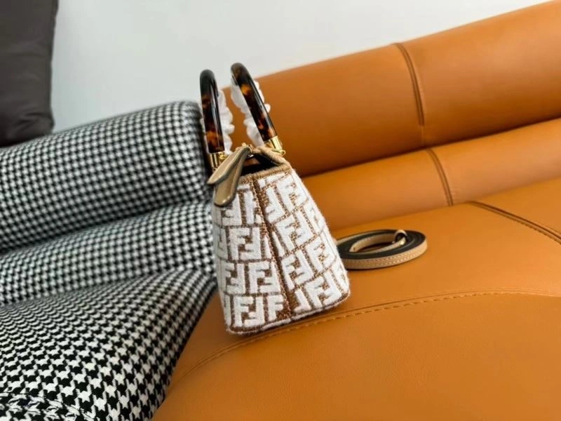 Durable Fendi Pillow Bags 72889