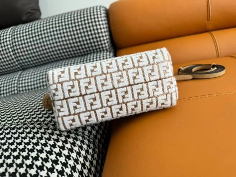 Durable Fendi Pillow Bags 72889